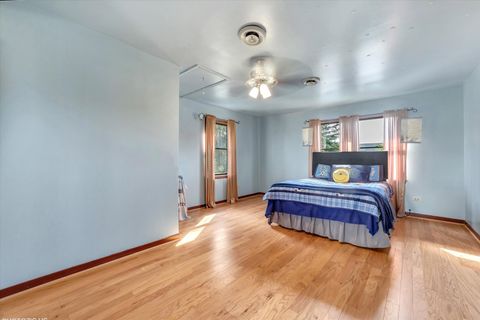 Tiny photo for 7246 N Meade Avenue, Chicago, IL 60646 (MLS # 12507255)