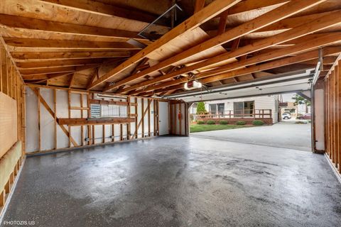 Tiny photo for 7246 N Meade Avenue, Chicago, IL 60646 (MLS # 12507255)