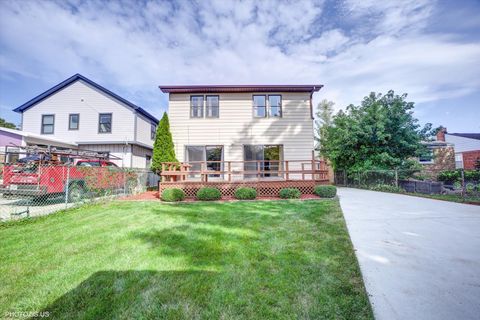 Tiny photo for 7246 N Meade Avenue, Chicago, IL 60646 (MLS # 12507255)