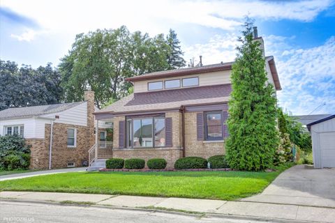 Tiny photo for 7246 N Meade Avenue, Chicago, IL 60646 (MLS # 12507255)