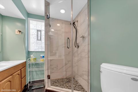 Tiny photo for 7246 N Meade Avenue, Chicago, IL 60646 (MLS # 12507255)