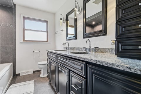 Tiny photo for 10313 S Cook Avenue, Oak Lawn, IL 60453 (MLS # 12750164)