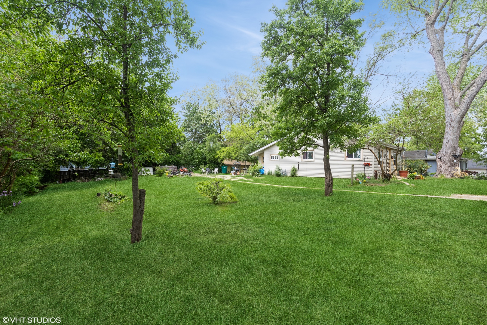 10 S Hickory Avenue