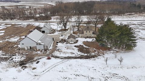 Tiny photo for 422 E 600 North Road, Buckley, IL 60918 (MLS # 12566891)