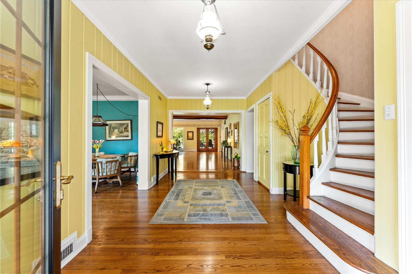 27 Hickory Lane