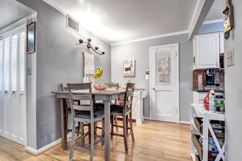 Tiny photo for 4119 W 98th Street #A, Oak Lawn, IL 60453 (MLS # 12520445)