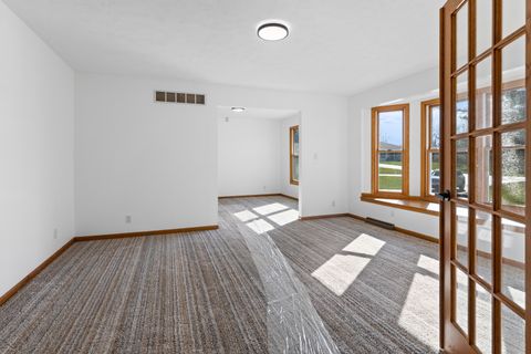 Tiny photo for 6859 Fitzgerald Road, Rockford, IL 61102 (MLS # 12615667)