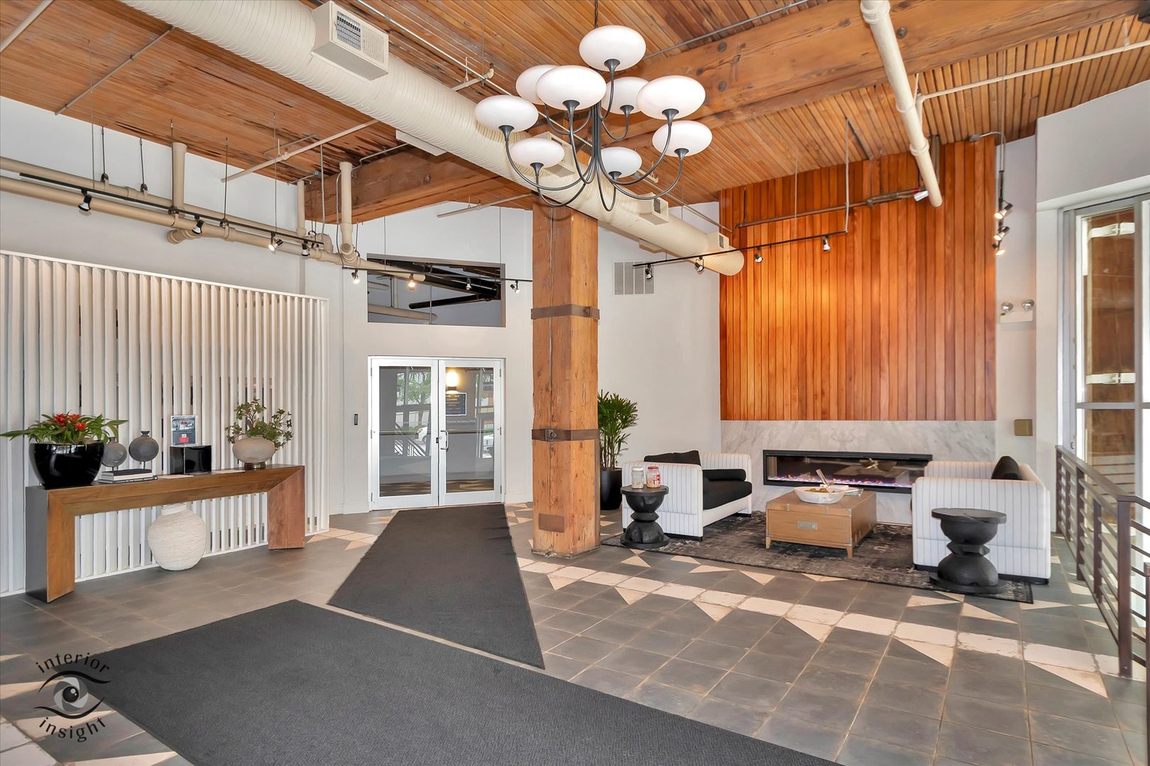 360 W Illinois Street 114