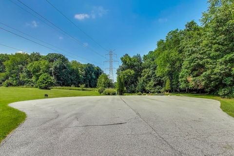 Tiny photo for 273 Bridlewood Lane, Valparaiso, IN 46385 (MLS # 12617129)