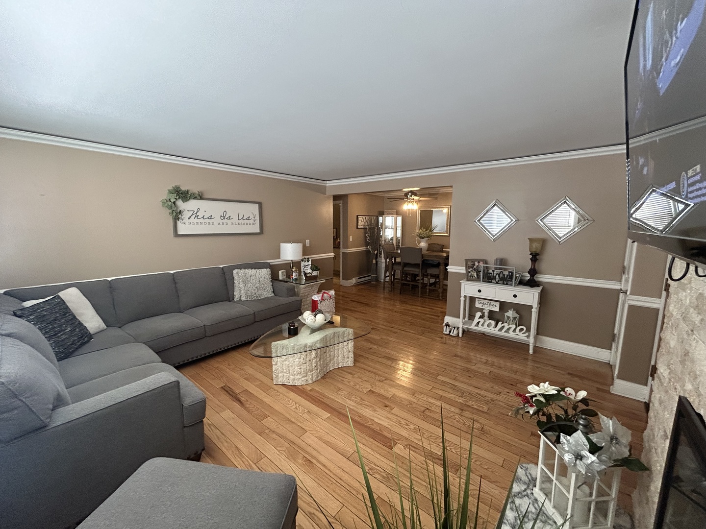 5029 N East River Road 1A