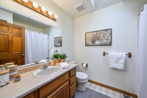 Tiny photo for 38 Walnut Creek Lane, Oswego, IL 60543 (MLS # 12547970)