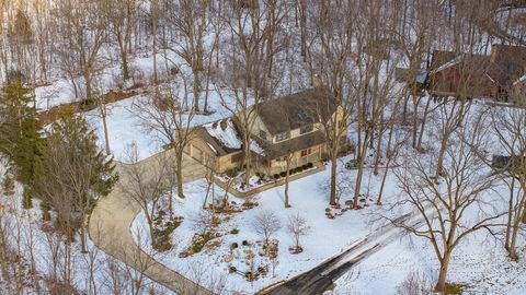 Tiny photo for 38 Walnut Creek Lane, Oswego, IL 60543 (MLS # 12547970)