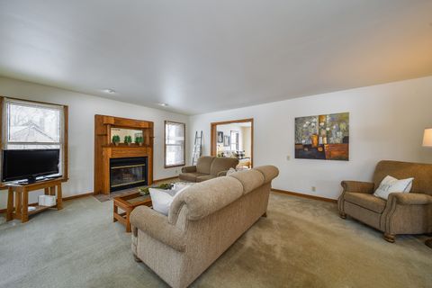 Tiny photo for 38 Walnut Creek Lane, Oswego, IL 60543 (MLS # 12547970)