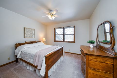 Tiny photo for 38 Walnut Creek Lane, Oswego, IL 60543 (MLS # 12547970)