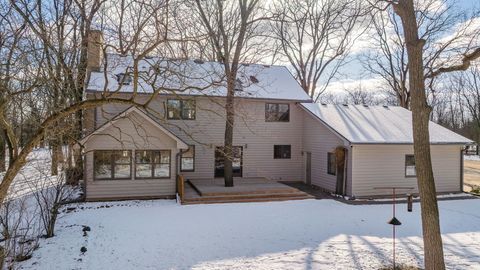 Tiny photo for 38 Walnut Creek Lane, Oswego, IL 60543 (MLS # 12547970)