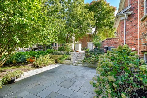 Tiny photo for 1602 Hunters Glen Court, Wheaton, IL 60189 (MLS # 12485729)