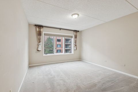 Tiny photo for 20 S Main Street #312, Mount Prospect, IL 60056 (MLS # 12487809)