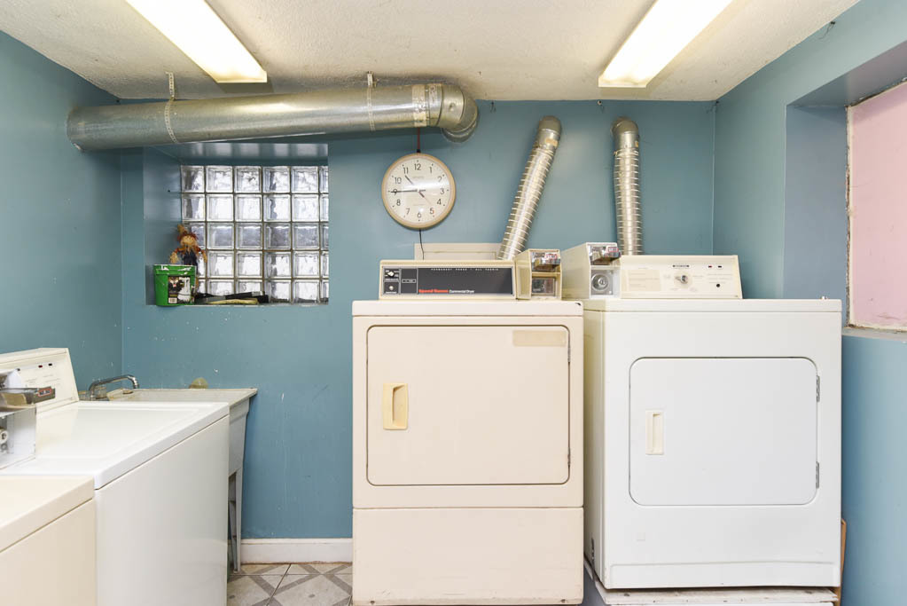 2821 W SHAKESPEARE Avenue 2R