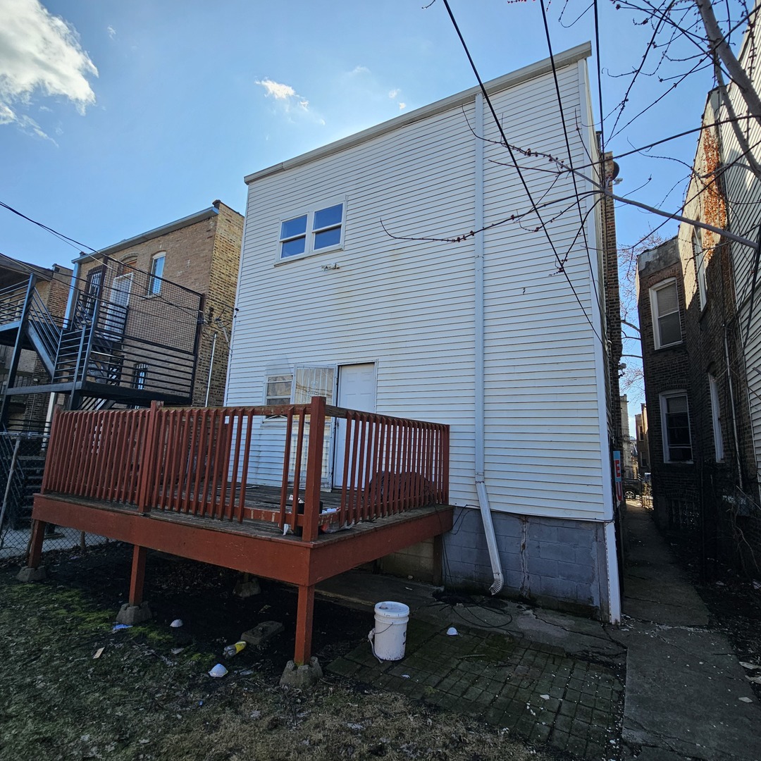 3834 W Monroe Street