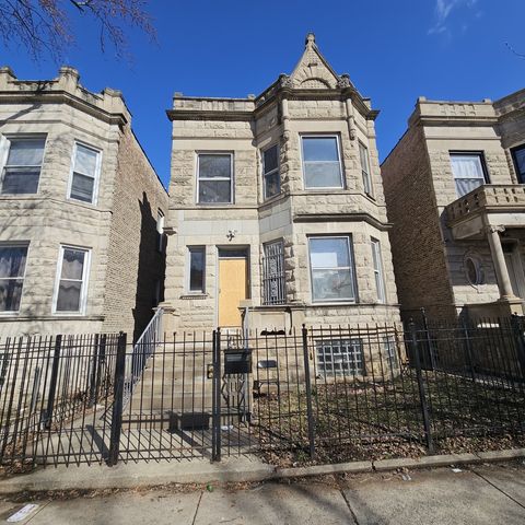 3834 W Monroe Street Chicago IL 60624