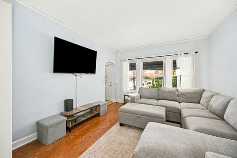 Tiny photo for 813 Circle Avenue, Forest Park, IL 60130 (MLS # 12650668)