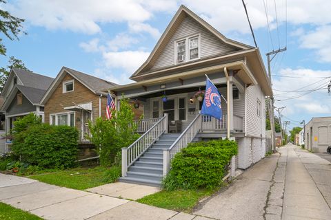 Photo of 813 Circle Avenue, Forest Park, IL 60130 (MLS # 12650668)