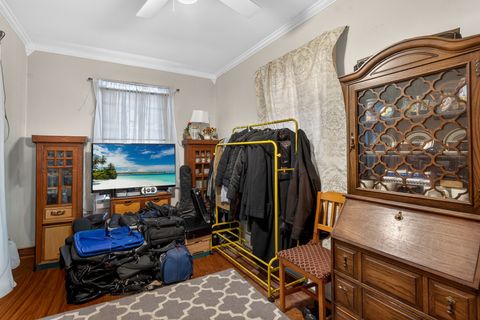 Tiny photo for 1125 Gunderson Avenue, Oak Park, IL 60304 (MLS # 12527774)