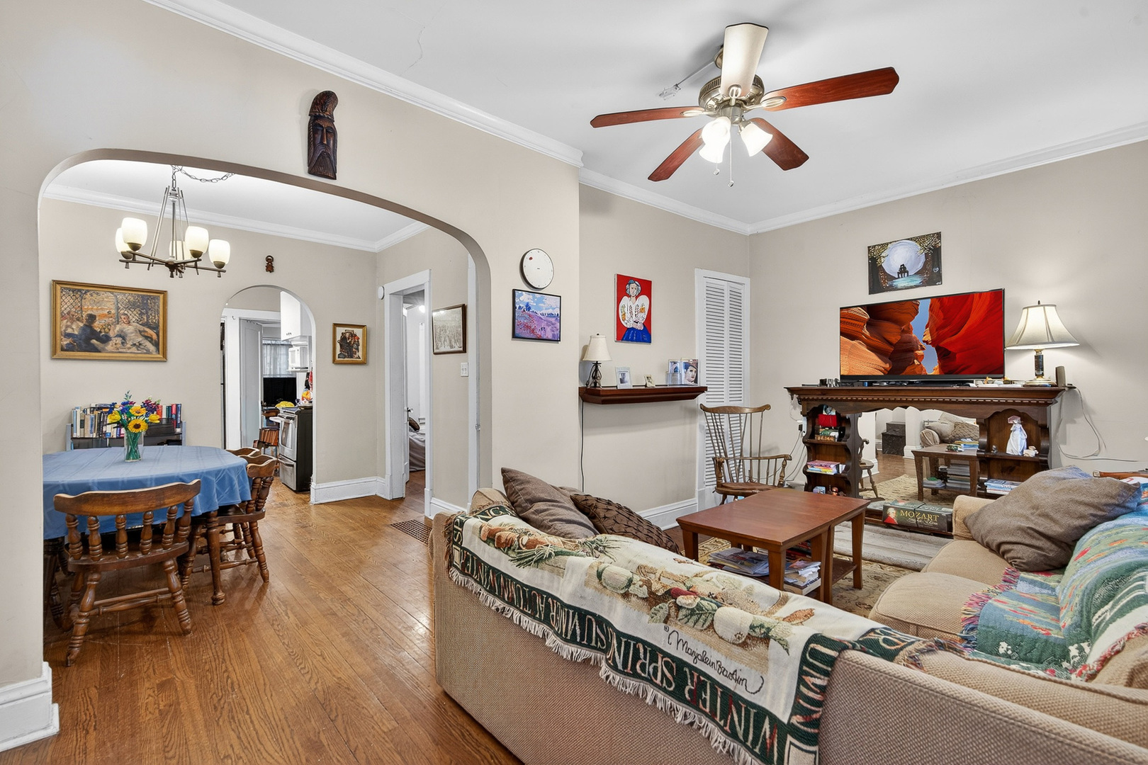 1125 Gunderson Avenue