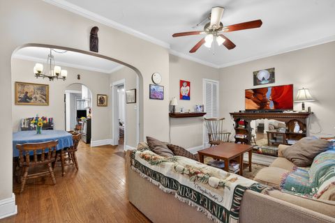 Tiny photo for 1125 Gunderson Avenue, Oak Park, IL 60304 (MLS # 12527774)