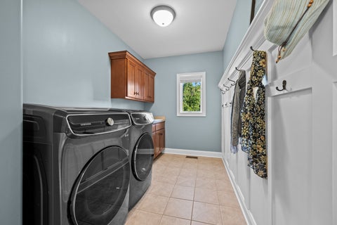 Tiny photo for 402 Deerfield Drive, Oswego, IL 60543 (MLS # 12652938)