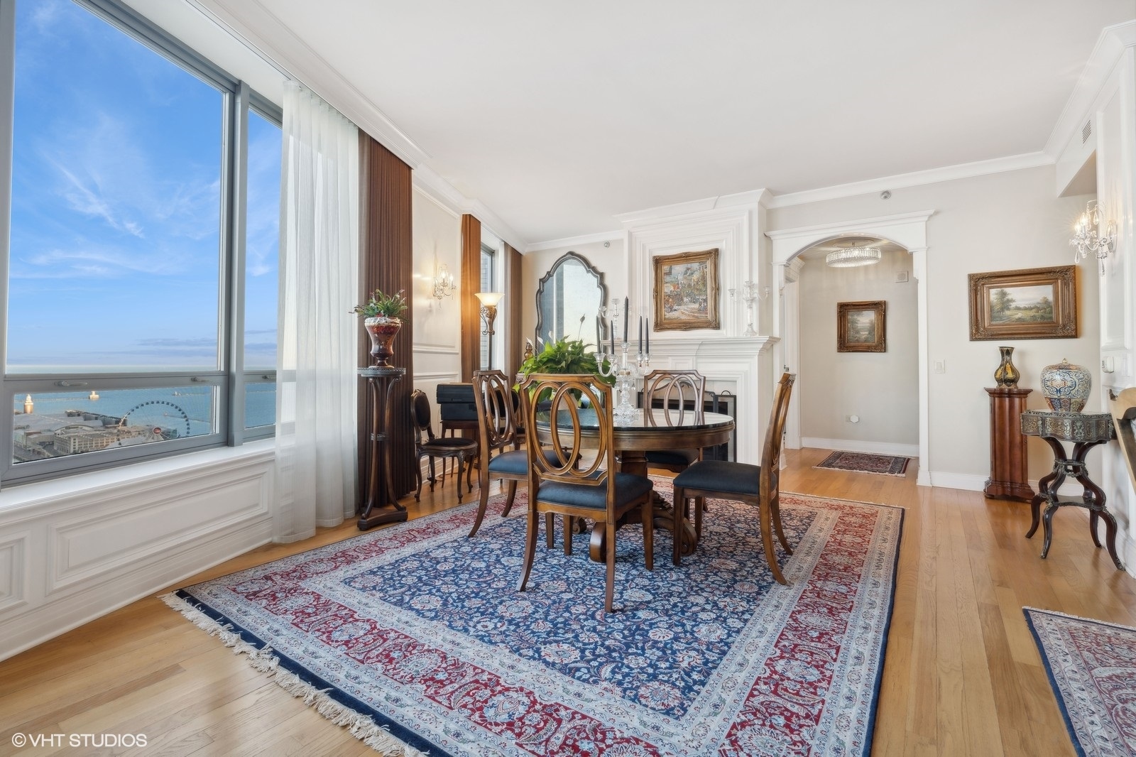 600 N Lake Shore Drive 3205
