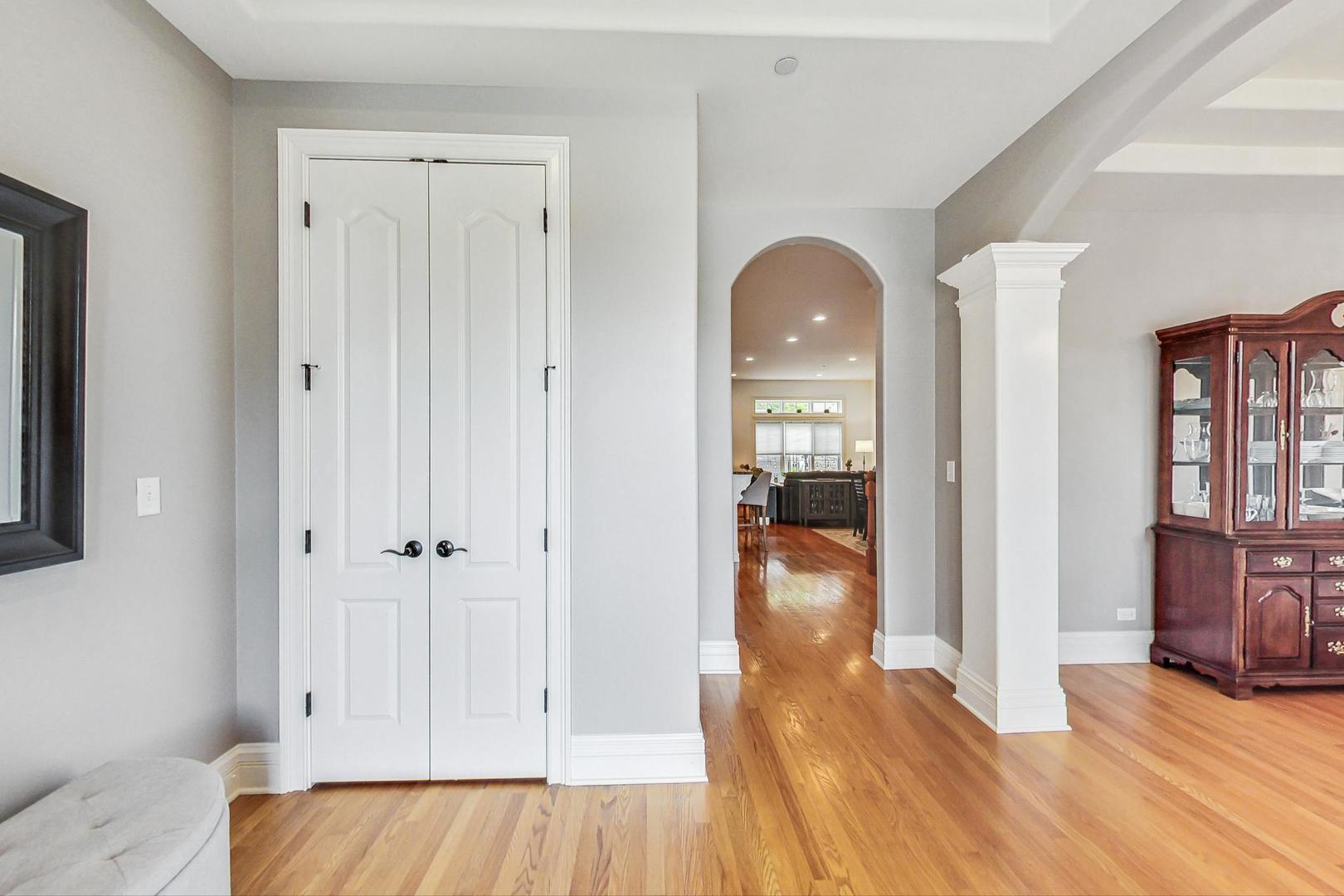 1450 E Northwest Highway 13