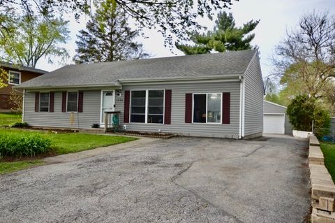 Photo of 3204 Hunter Path Street, McHenry, IL 60050 (MLS # 12629378)