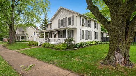 Tiny photo for 321 E Chamberlin Street, Dixon, IL 61021 (MLS # 12562210)