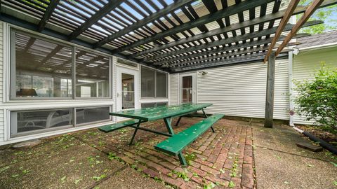 Tiny photo for 321 E Chamberlin Street, Dixon, IL 61021 (MLS # 12562210)