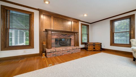 Tiny photo for 321 E Chamberlin Street, Dixon, IL 61021 (MLS # 12562210)