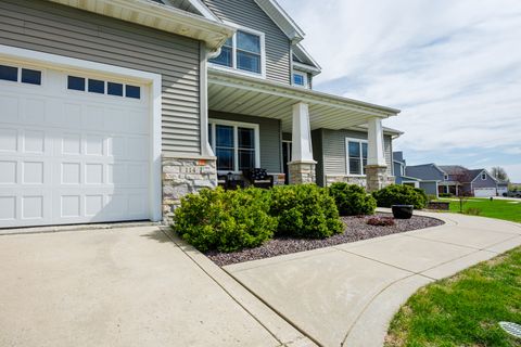 Tiny photo for 114 Mallard Way, Hudson, IL 61748 (MLS # 12604446)