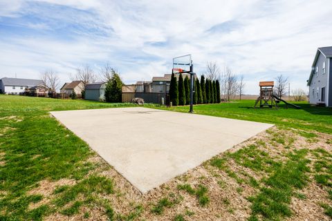 Tiny photo for 114 Mallard Way, Hudson, IL 61748 (MLS # 12604446)