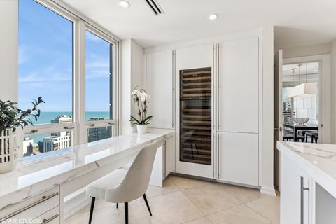 Tiny photo for 11 E Walton Street #4202, Chicago, IL 60611 (MLS # 12527148)