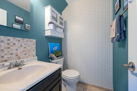 Tiny photo for 586 W Russell Street, Barrington, IL 60010 (MLS # 12646997)