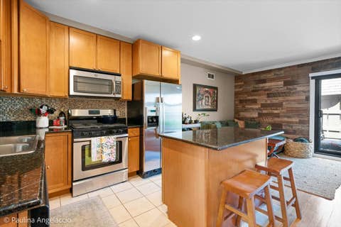 Tiny photo for 586 W Russell Street, Barrington, IL 60010 (MLS # 12646997)