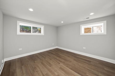 Tiny photo for 8041 S Blackstone Avenue, Chicago, IL 60619 (MLS # 12510174)