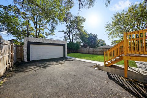 Tiny photo for 8041 S Blackstone Avenue, Chicago, IL 60619 (MLS # 12510174)