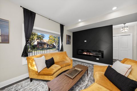 Tiny photo for 8041 S Blackstone Avenue, Chicago, IL 60619 (MLS # 12510174)