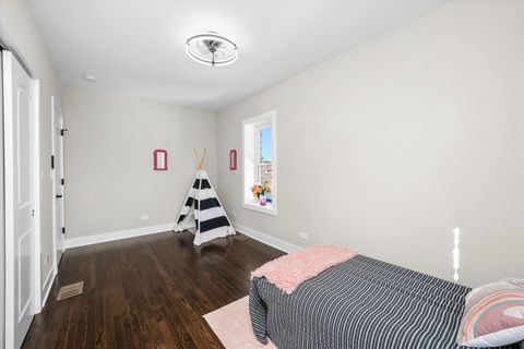Tiny photo for 8041 S Blackstone Avenue, Chicago, IL 60619 (MLS # 12510174)