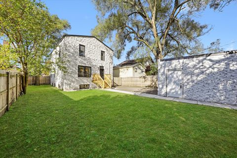 Tiny photo for 8041 S Blackstone Avenue, Chicago, IL 60619 (MLS # 12510174)