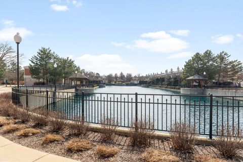 Tiny photo for 351 Town Place Circle #508, Buffalo Grove, IL 60089 (MLS # 12582061)