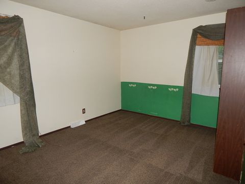 Tiny photo for 4021 Cresthill Drive, Davenport, IA 52806 (MLS # 12631267)