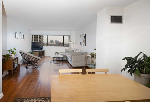 Tiny photo for 1415 N Dearborn Street #17D, Chicago, IL 60610 (MLS # 12587322)