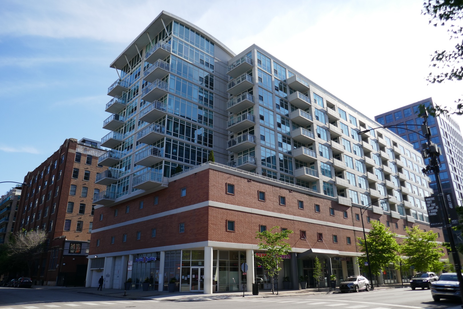 Photo 1 of 1 — 909 W Washington Boulevard, Chicago, IL 60607